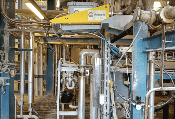 Figure SEQ Figure \* ARABIC 1: IRmadillo installed after the centrifuge to monitor the degumming process. 